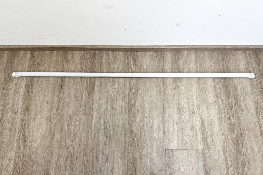 2 Leuchtstoffröhren, 30 Watt